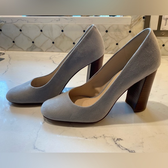 Nine West Suede Light Blue Block Heel Pumps Size 7.5 - Picture 6 of 9